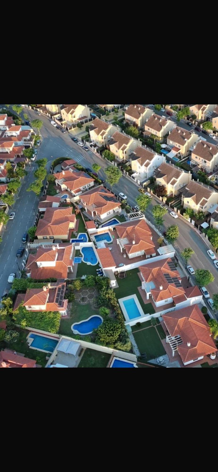 Agradable Casa independiente con piscina Sevilla Exterior foto